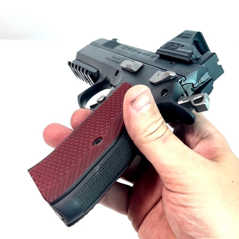 CZ 75 Grip Checkering, example 2 of 4